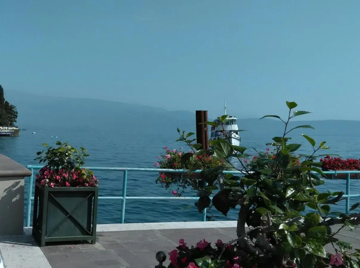 B&B Garda In Gardone Riviera 0*,  Italië