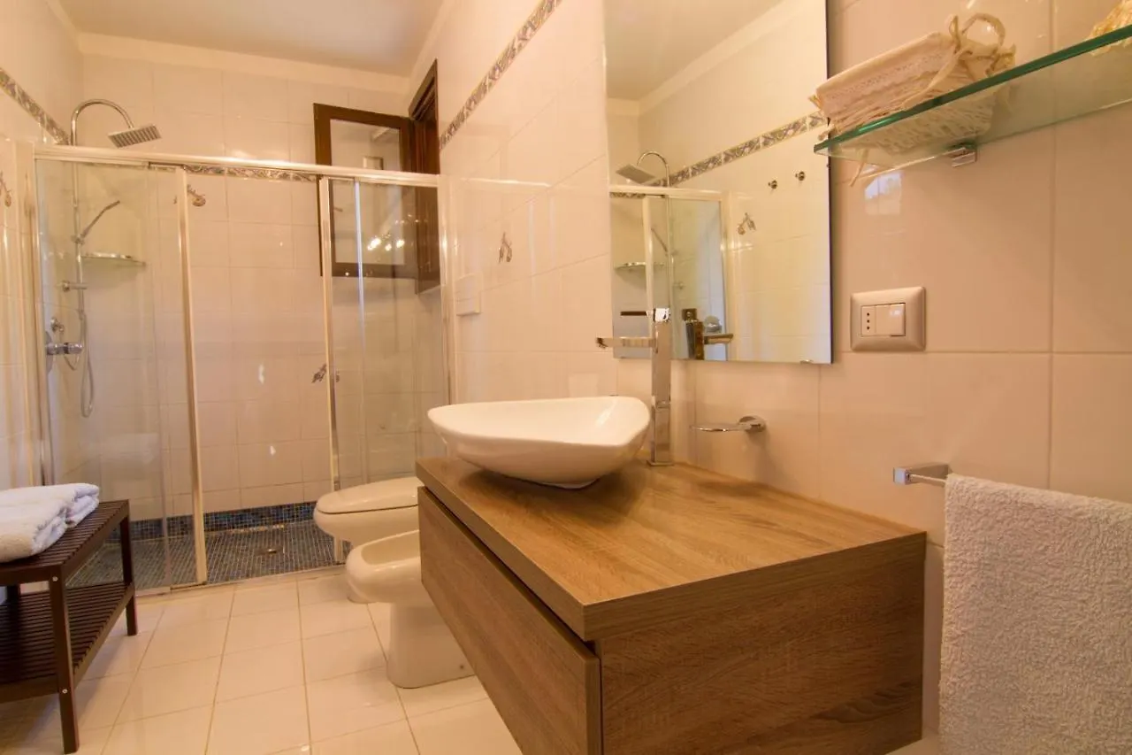 Bed & Breakfast B&B Garda In Gardone Riviera